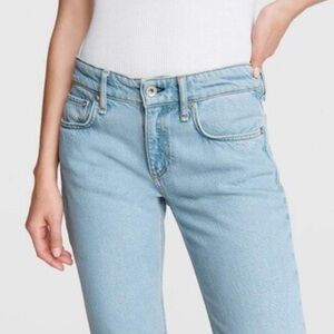 Rag & Bone featherweight low rise Dre boyfriend in Blossom. Size 27.